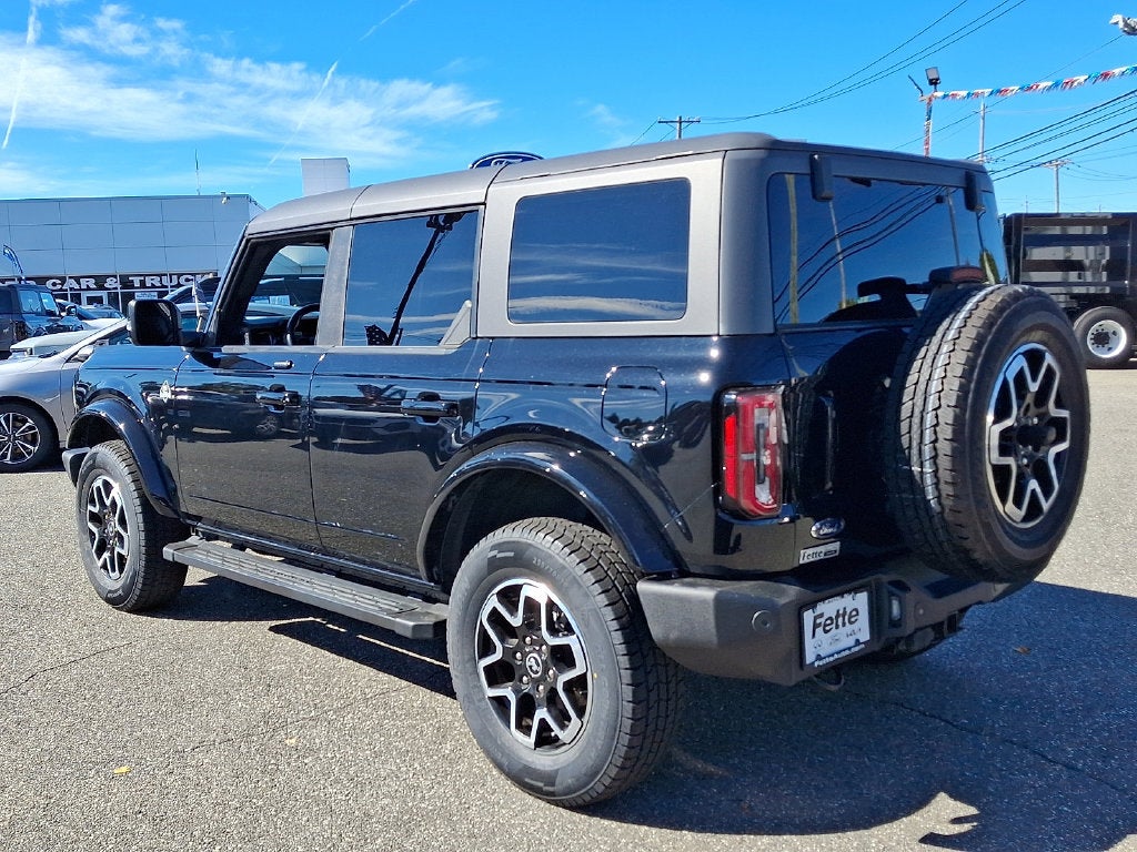 2022 Ford Bronco Outer Banks