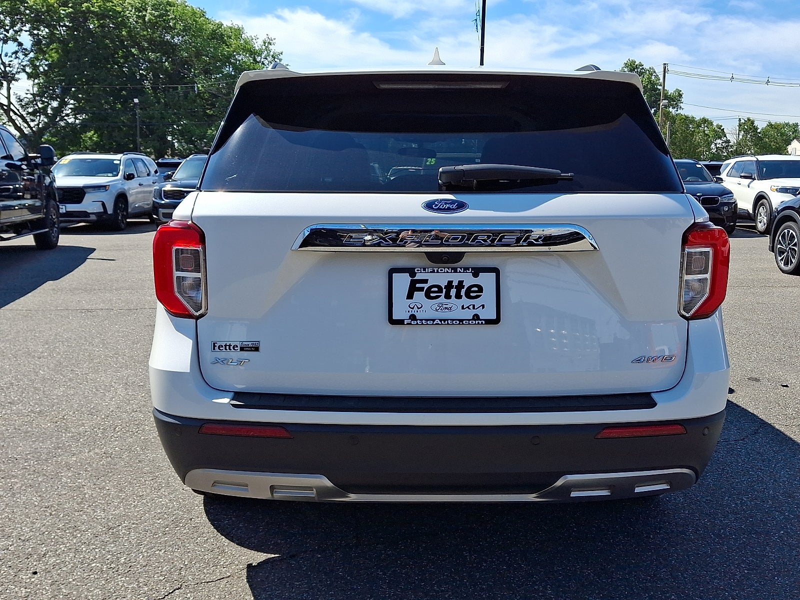 2023 Ford Explorer XLT