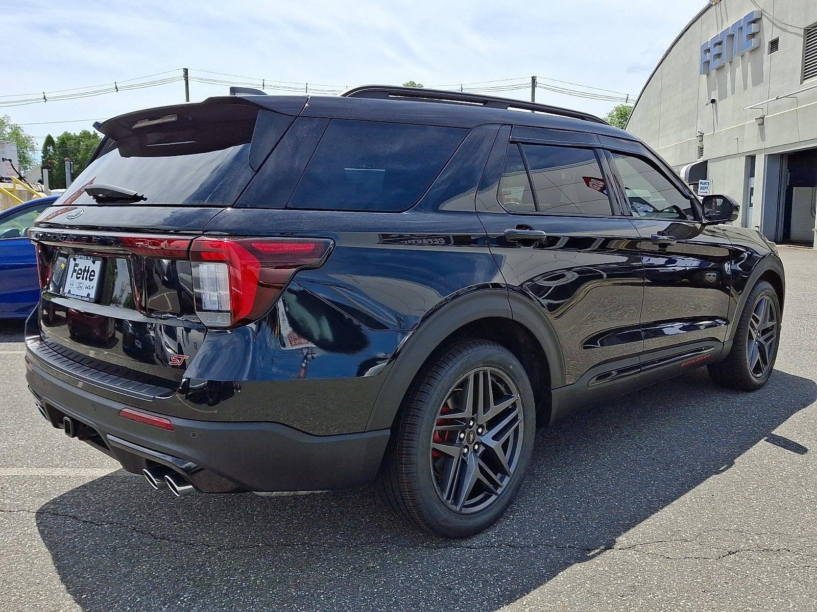 2025 Ford Explorer ST