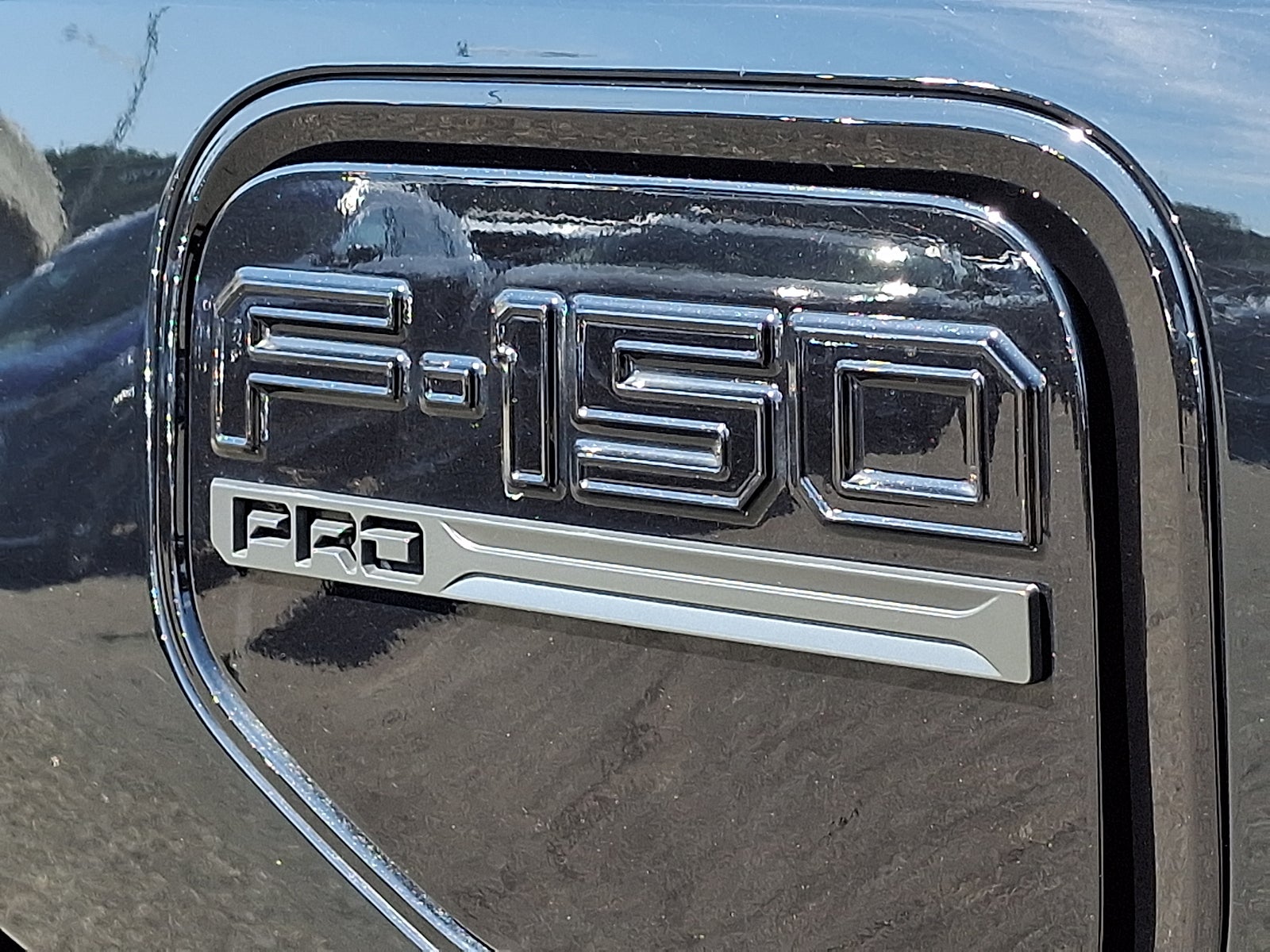 2023 Ford F-150 Lightning Pro