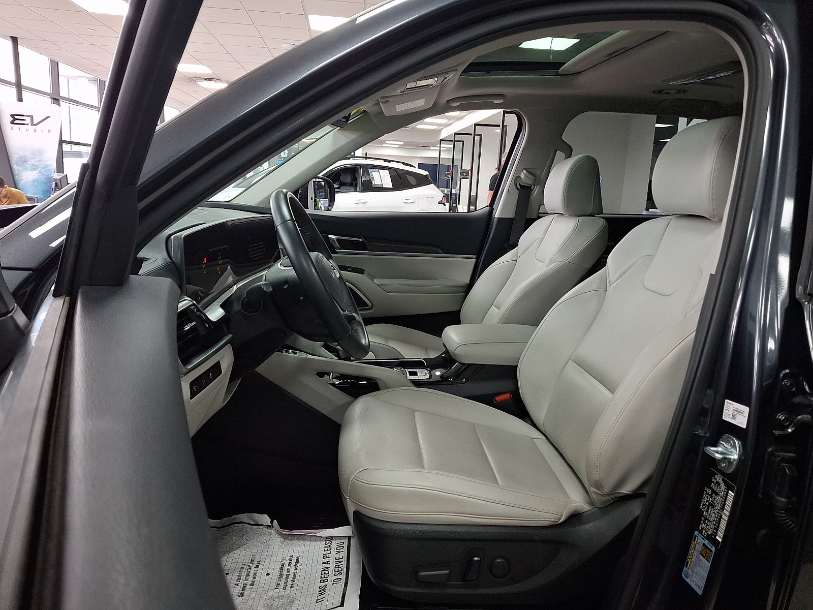 2023 Kia Telluride S