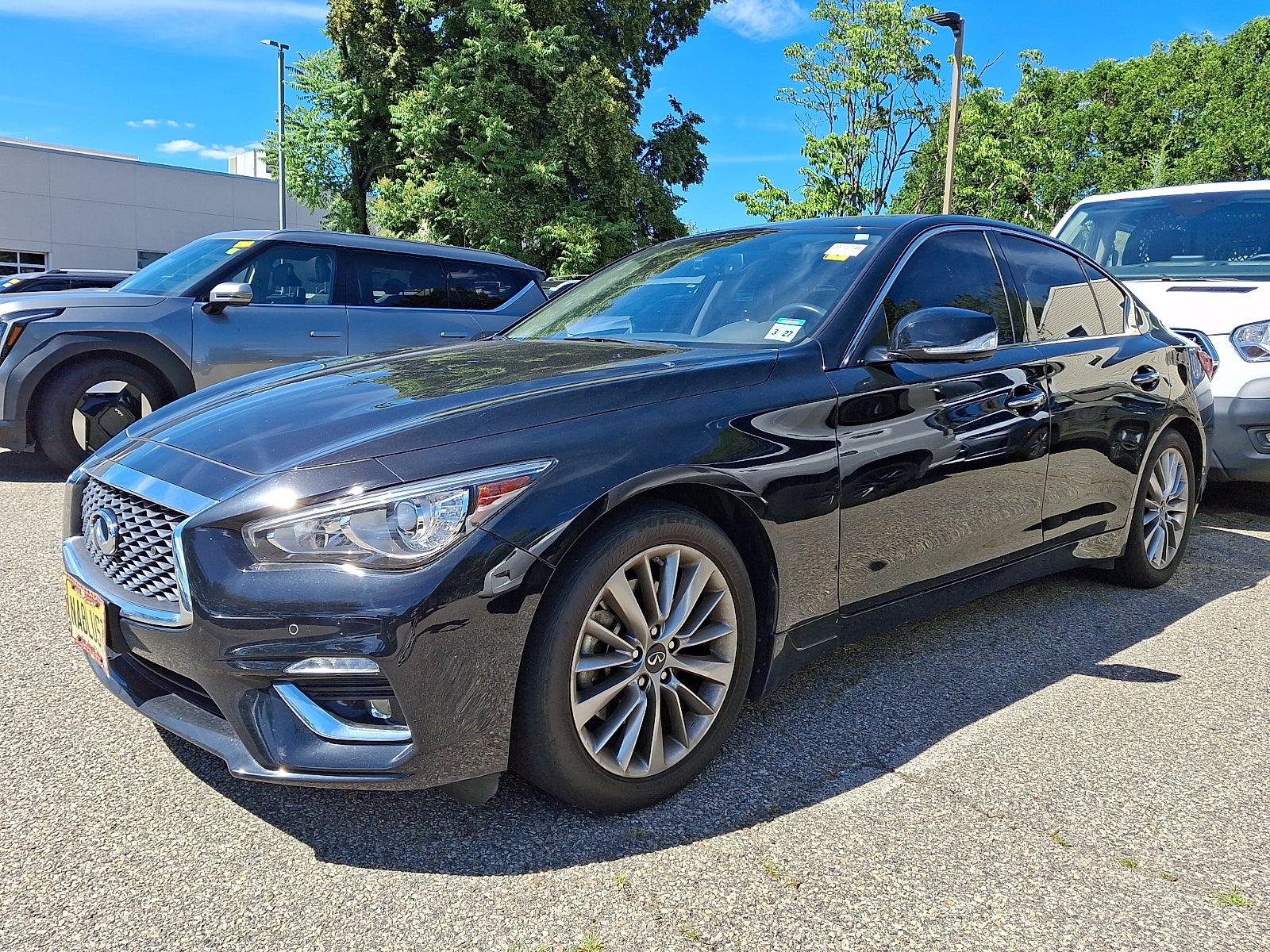 2022 INFINITI Q50 LUXE