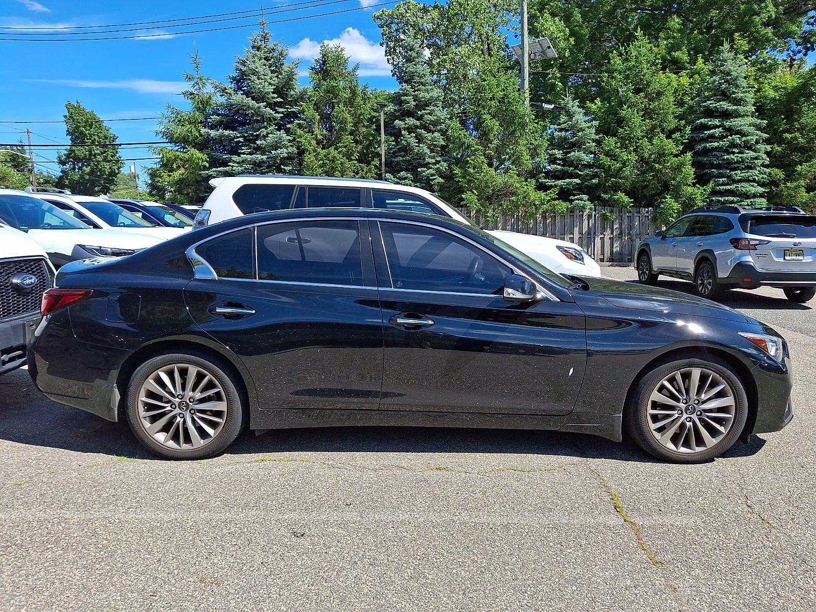 2022 INFINITI Q50 LUXE