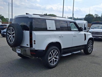 2022 Land Rover Defender 110 X-Dynamic HSE