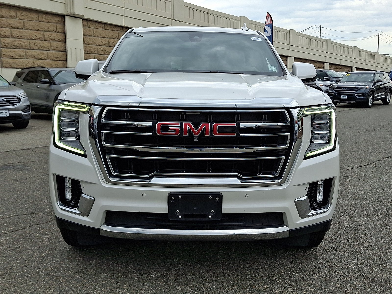 2022 GMC Yukon SLT
