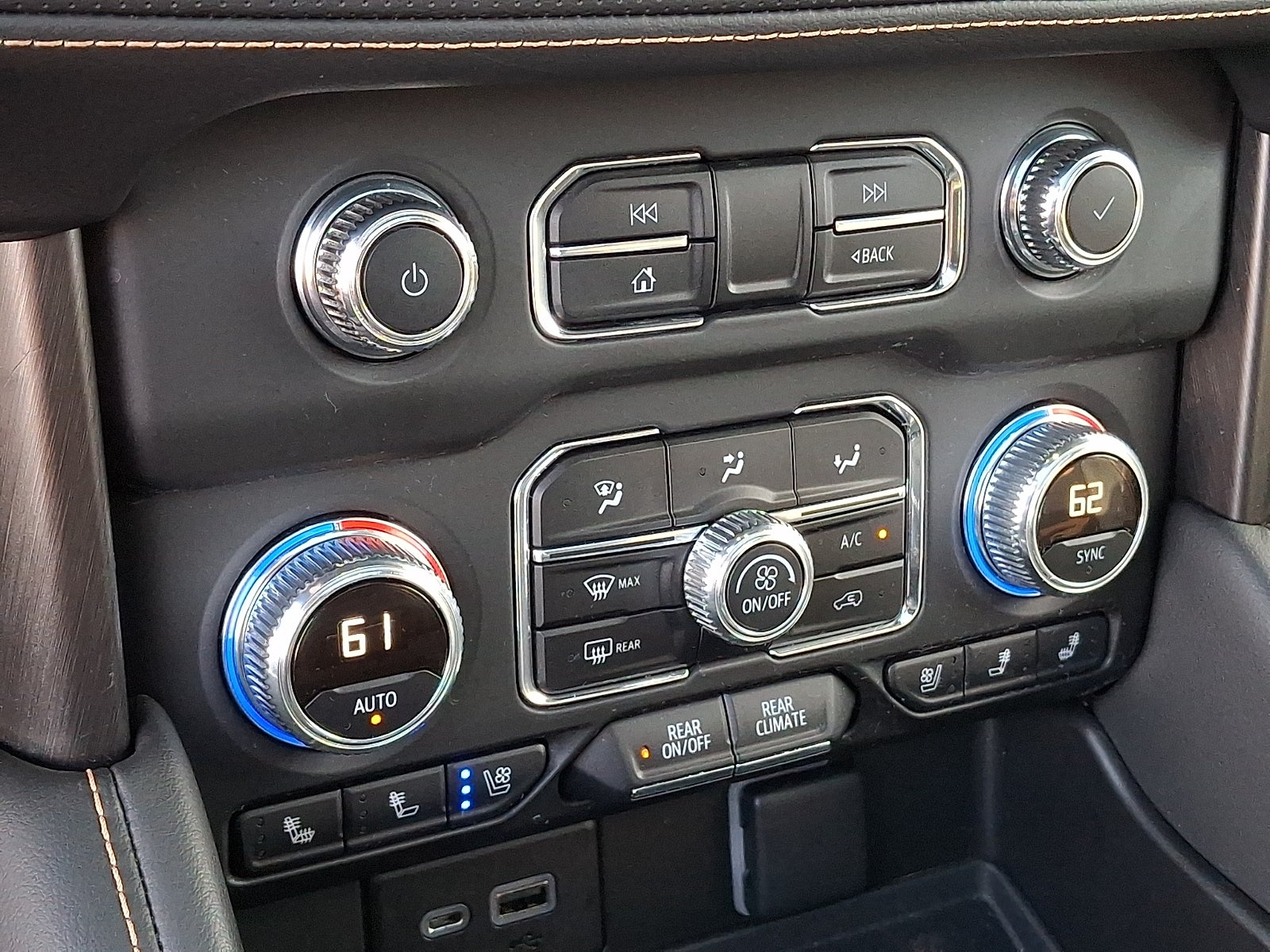 2021 GMC Yukon 4WD AT4
