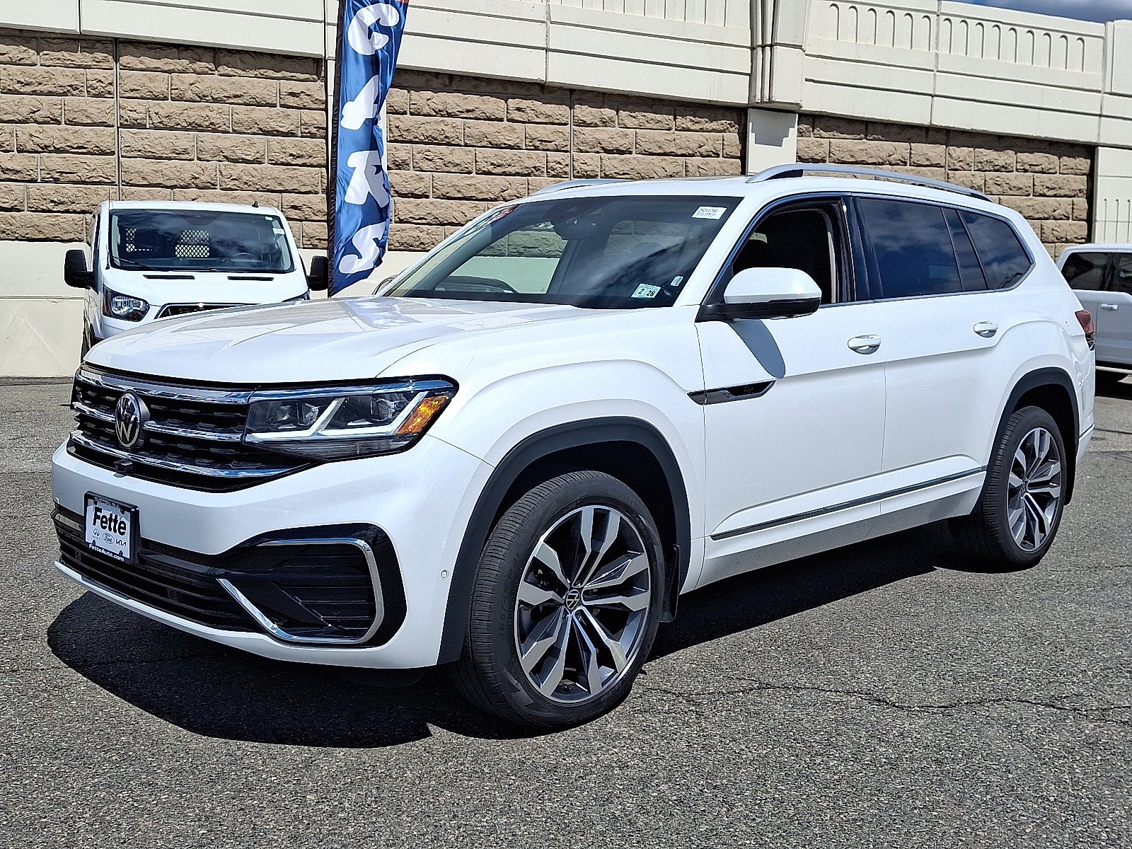2023 Volkswagen Atlas 3.6L V6 SEL Premium R-Line