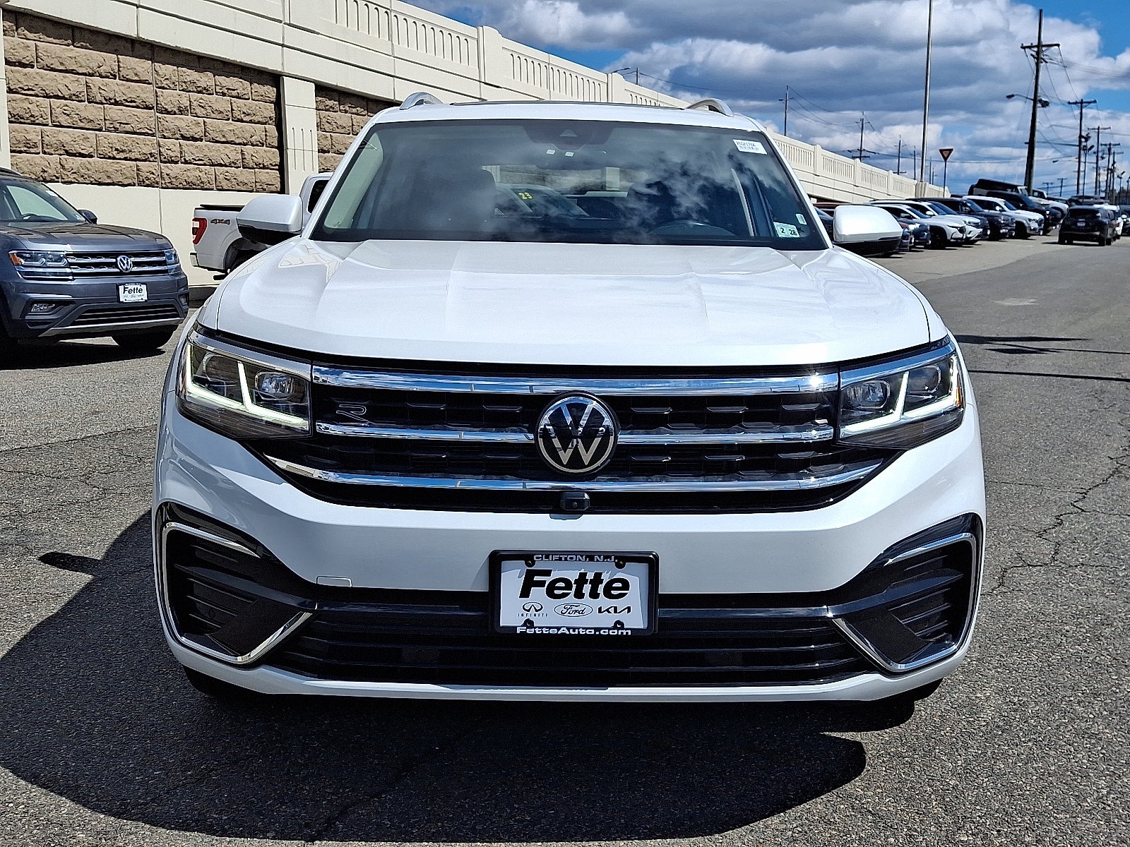 2023 Volkswagen Atlas 3.6L V6 SEL Premium R-Line