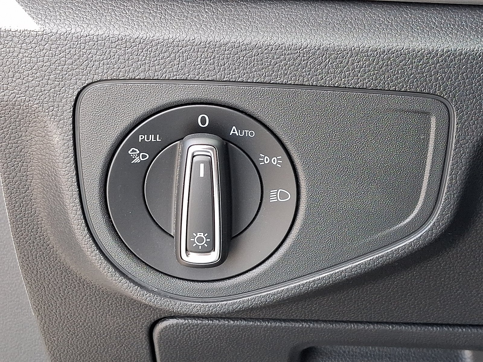 2023 Volkswagen Atlas 3.6L V6 SEL Premium R-Line