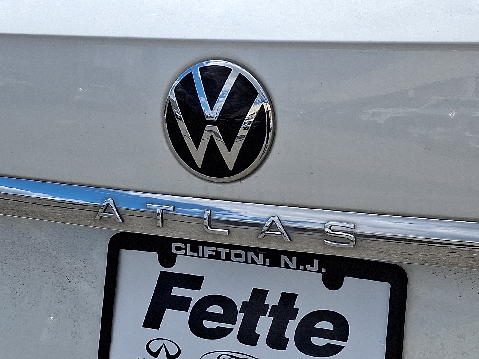 2023 Volkswagen Atlas 3.6L V6 SEL Premium R-Line