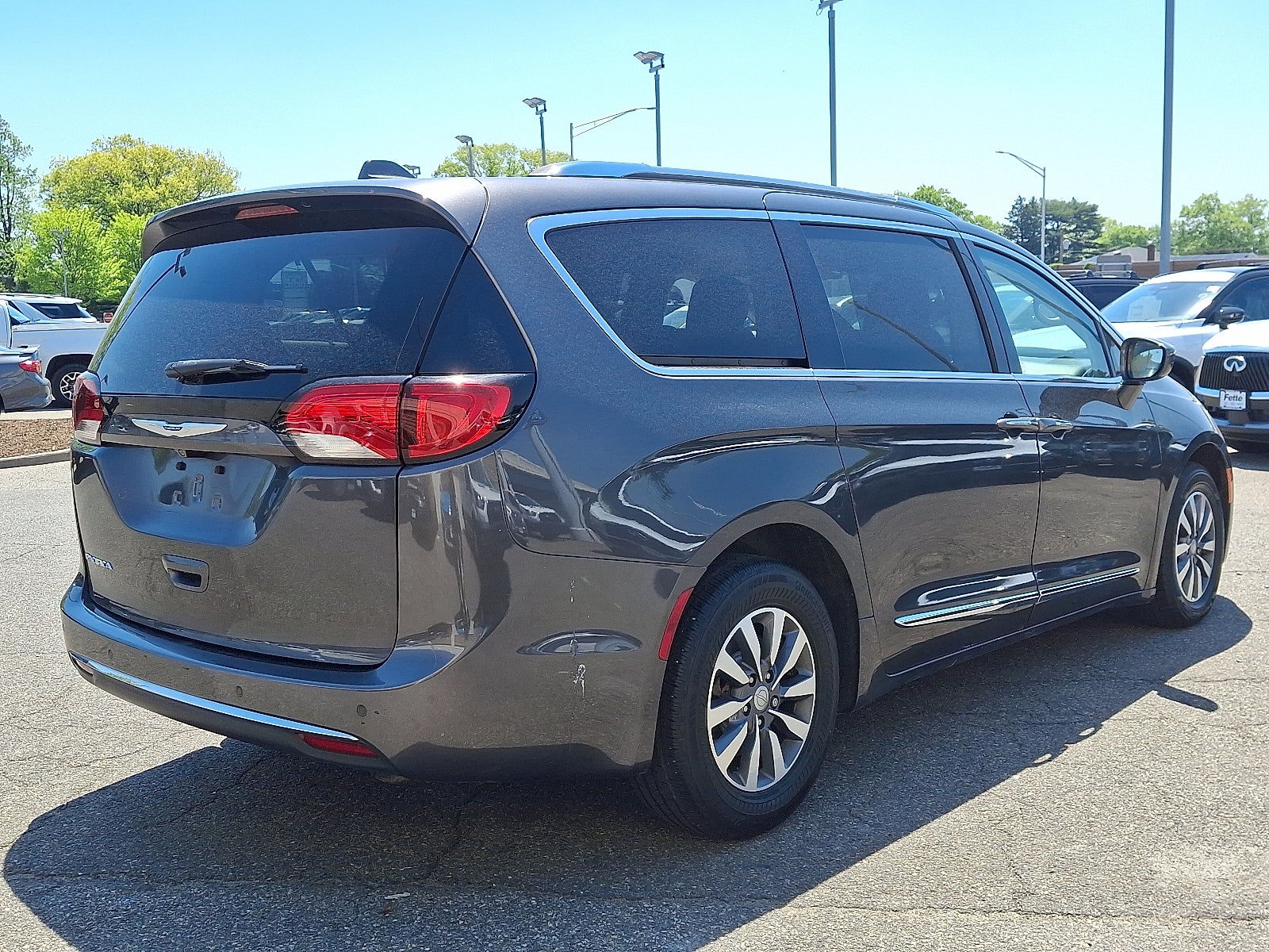 2020 Chrysler Pacifica Touring L Plus