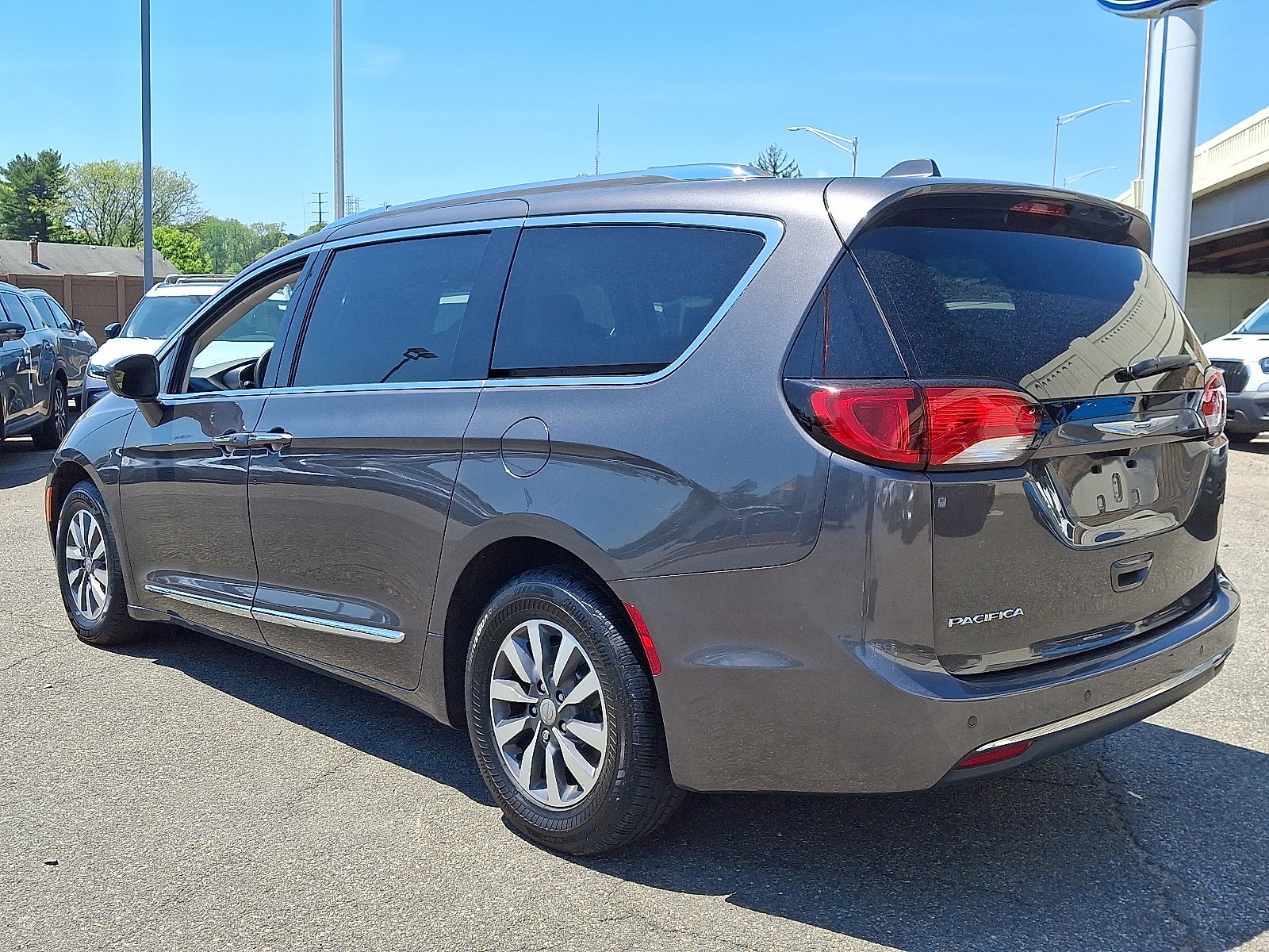 2020 Chrysler Pacifica Touring L Plus