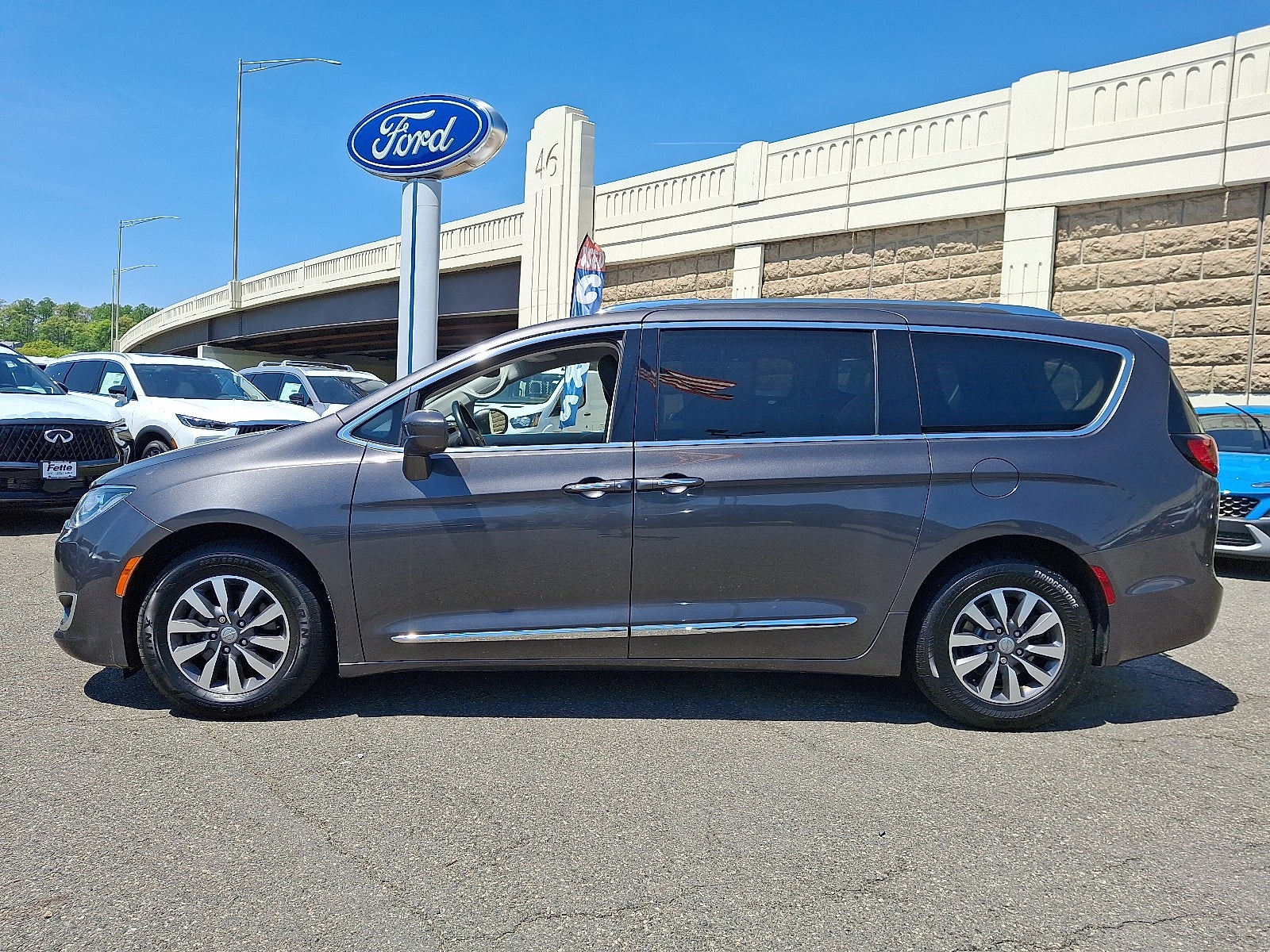 2020 Chrysler Pacifica Touring L Plus
