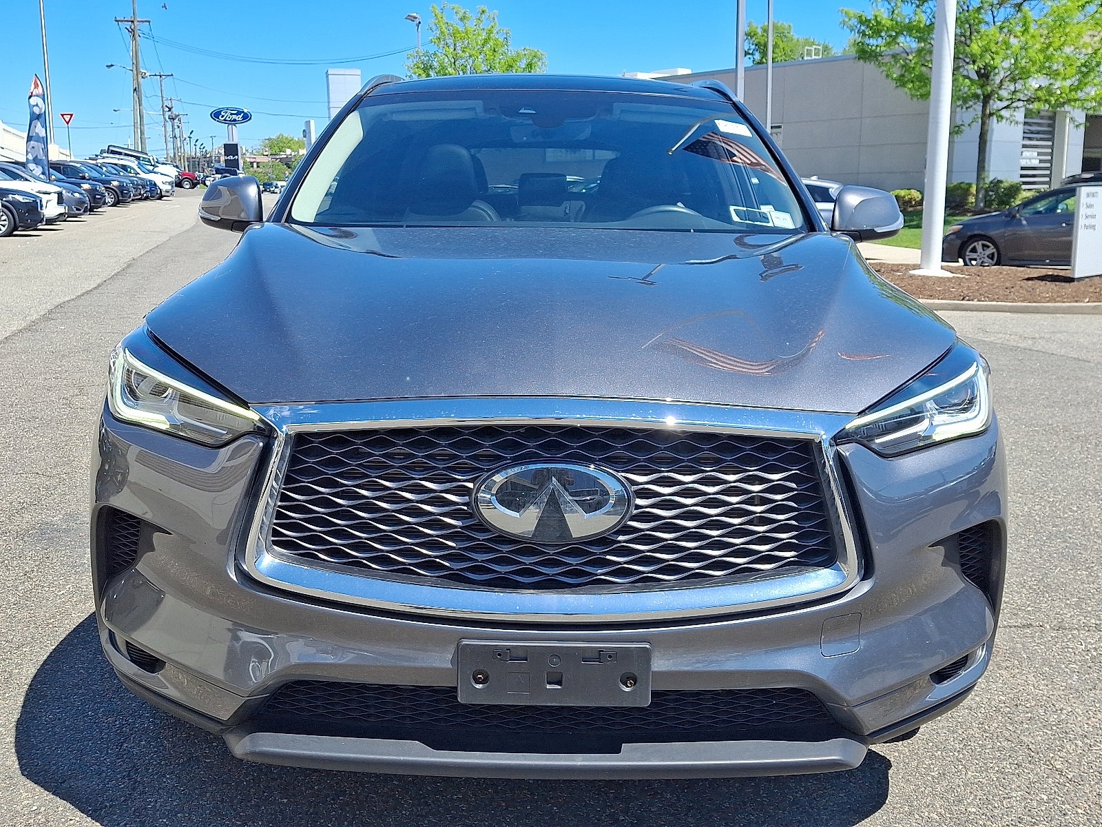2023 INFINITI QX50 LUXE