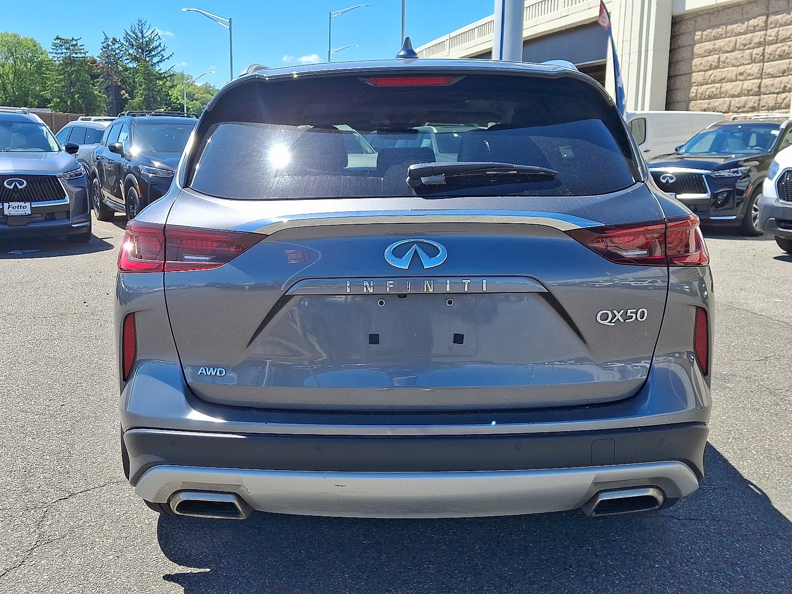 2023 INFINITI QX50 LUXE