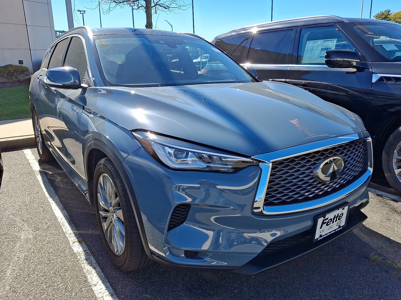 2023 INFINITI QX50 LUXE AWD