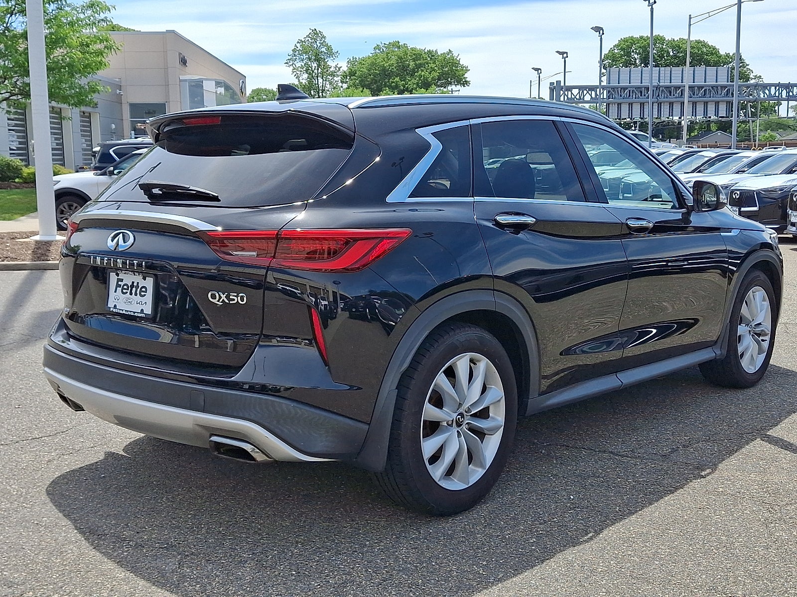2019 INFINITI QX50 LUXE