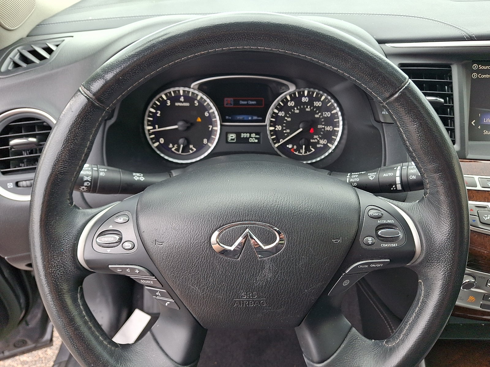 2019 INFINITI QX60 LUXE