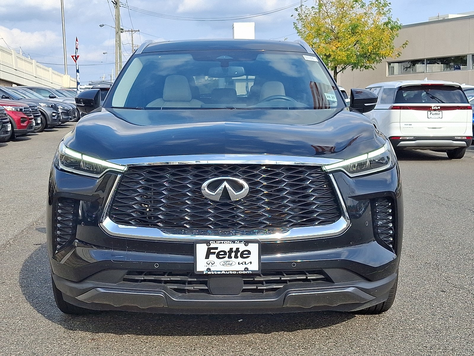 2022 INFINITI QX60 LUXE