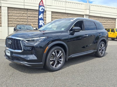 2022 INFINITI QX60 LUXE