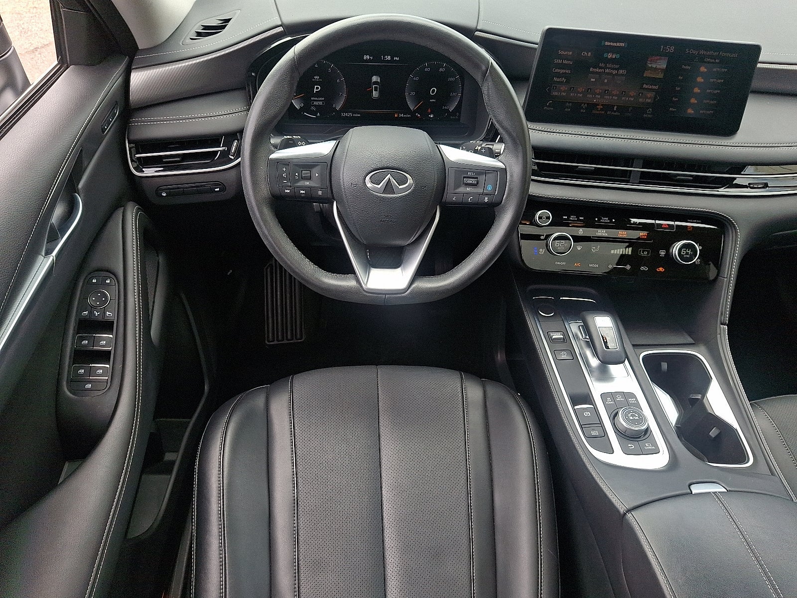 2022 INFINITI QX60 LUXE