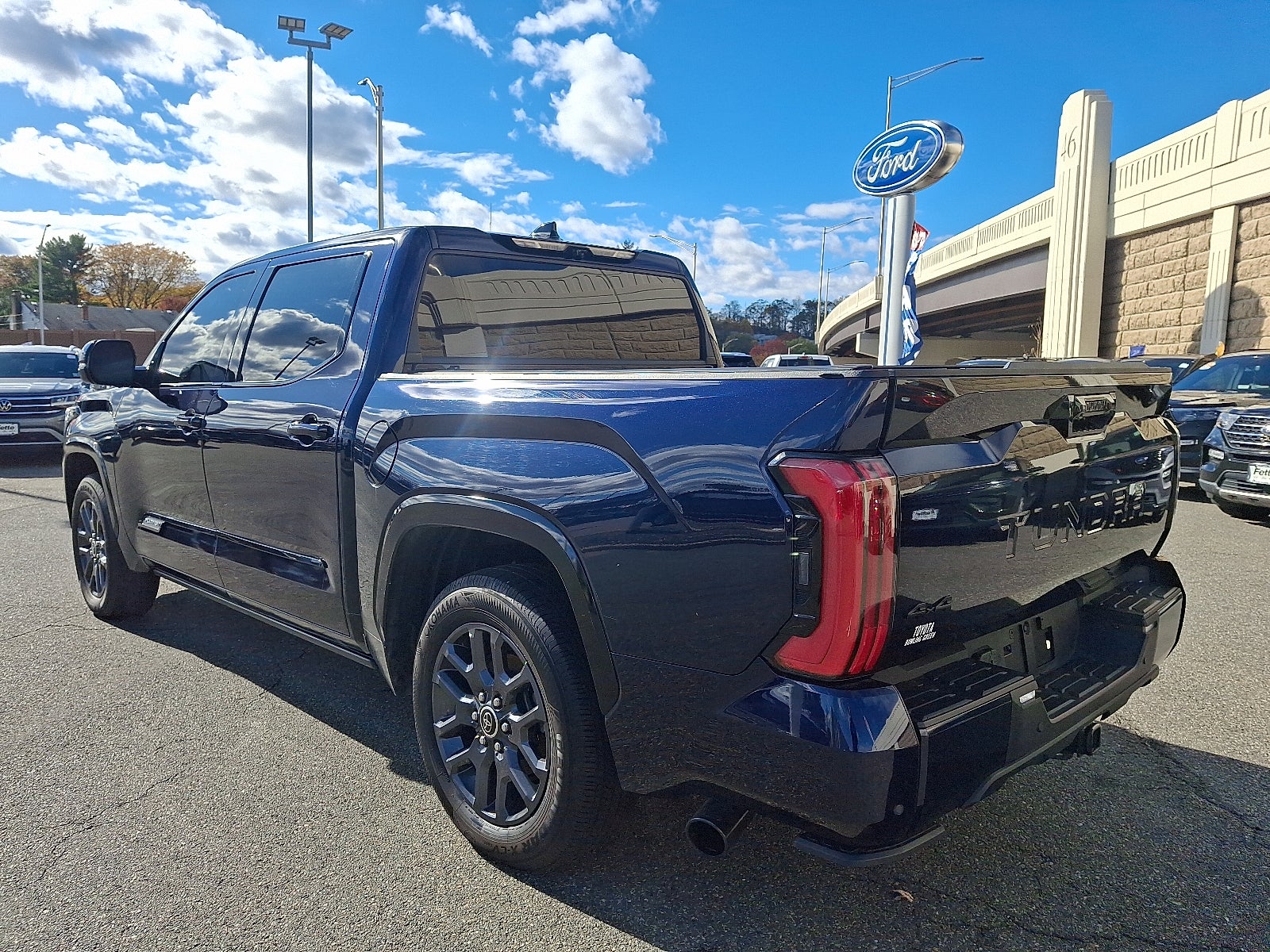 2022 Toyota Tundra Hybrid Platinum