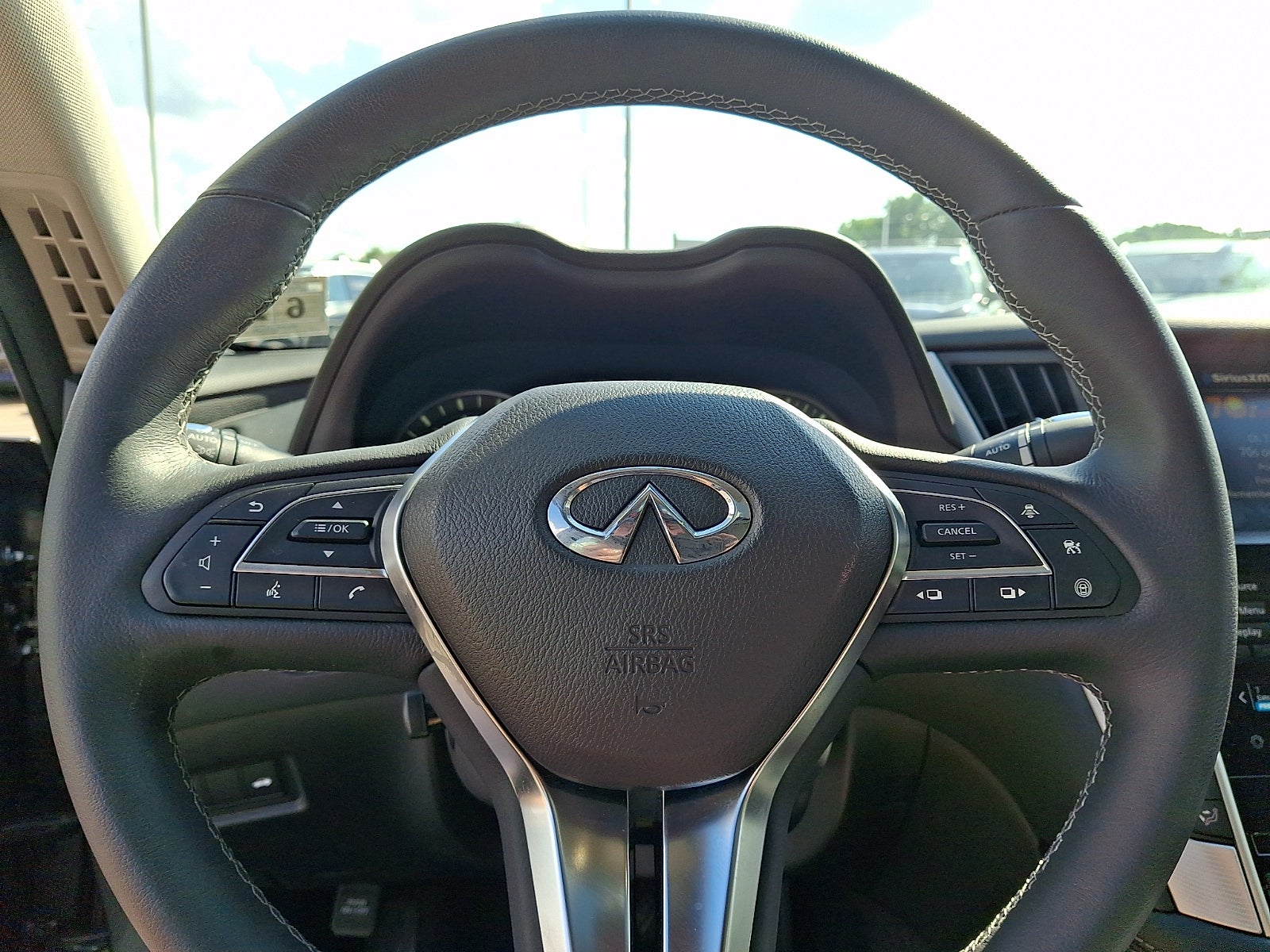 2023 INFINITI Q50 LUXE AWD