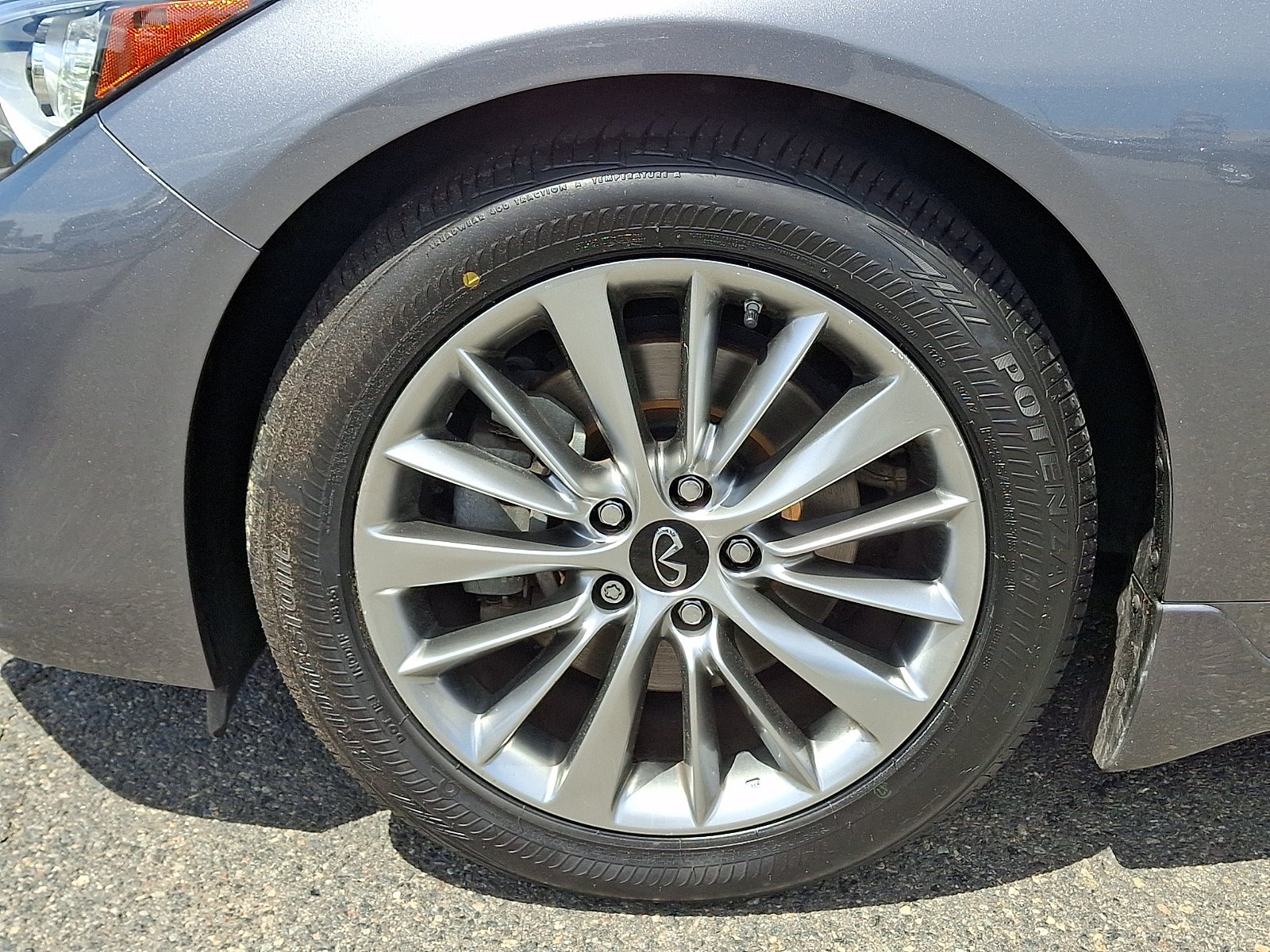 2023 INFINITI Q50 LUXE AWD