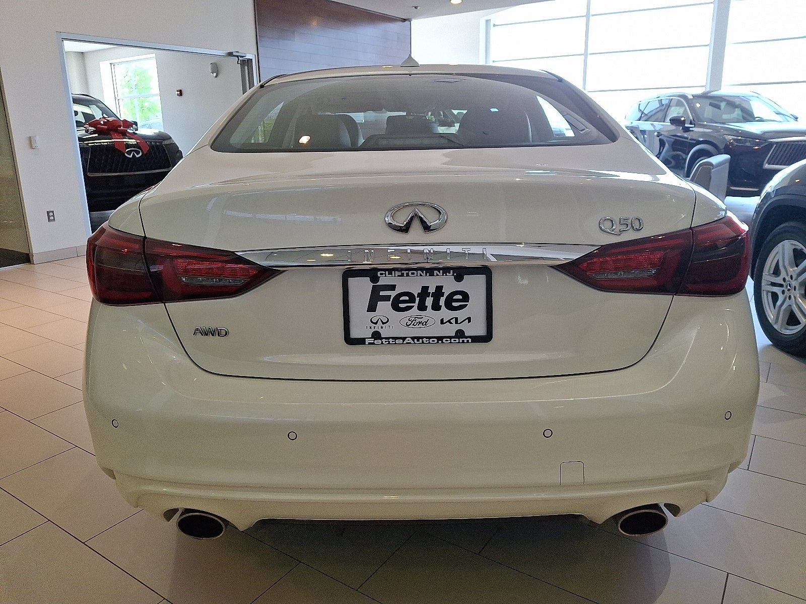 2023 INFINITI Q50 LUXE