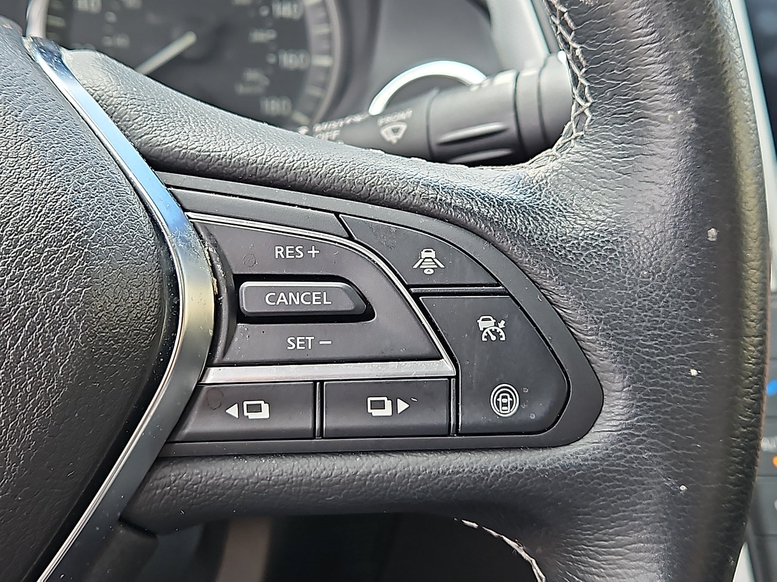 2023 INFINITI Q50 LUXE AWD