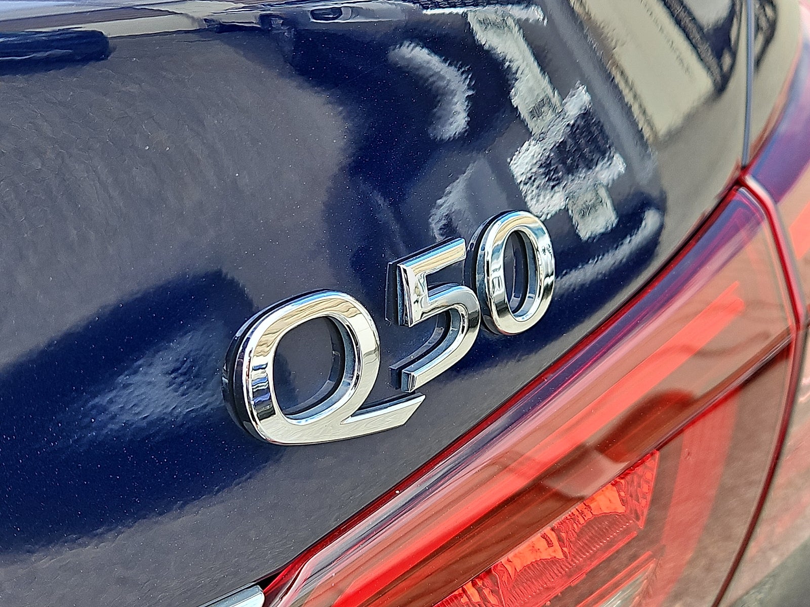 2023 INFINITI Q50 LUXE AWD