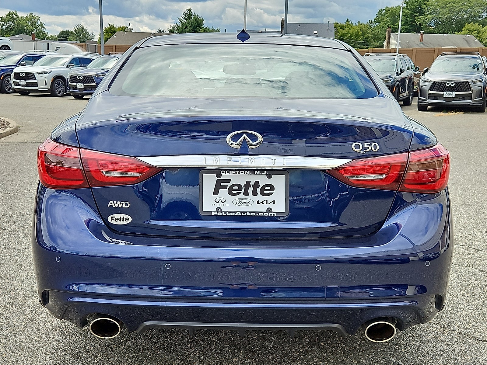 2023 INFINITI Q50 LUXE AWD