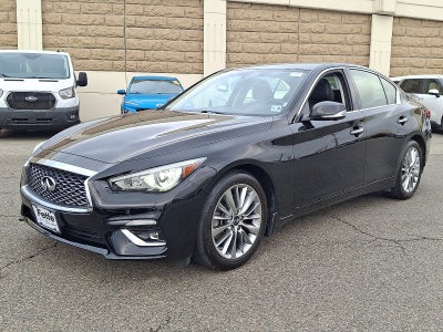 2023 INFINITI Q50 LUXE