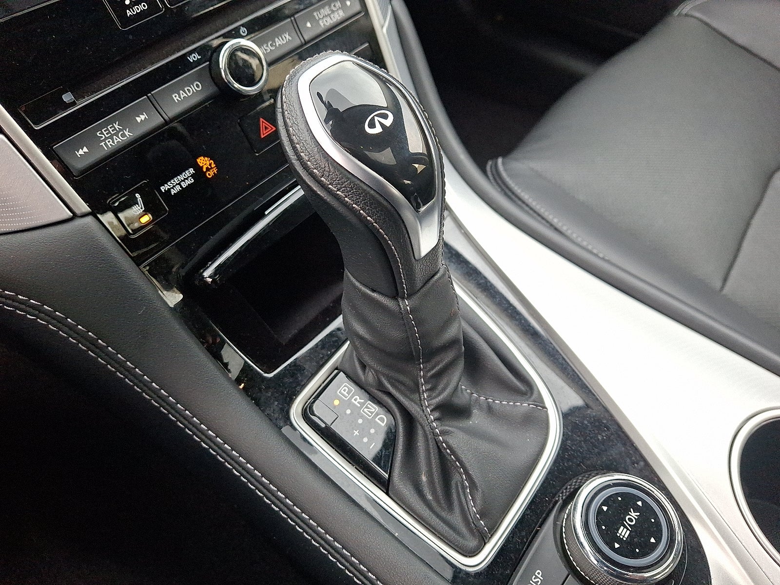 2023 INFINITI Q50 LUXE