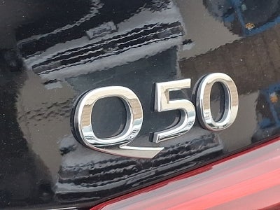 2023 INFINITI Q50 LUXE