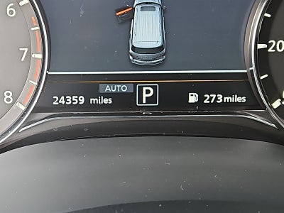 2023 INFINITI QX80 LUXE