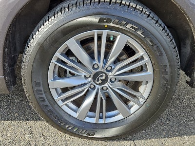 2023 INFINITI QX80 LUXE