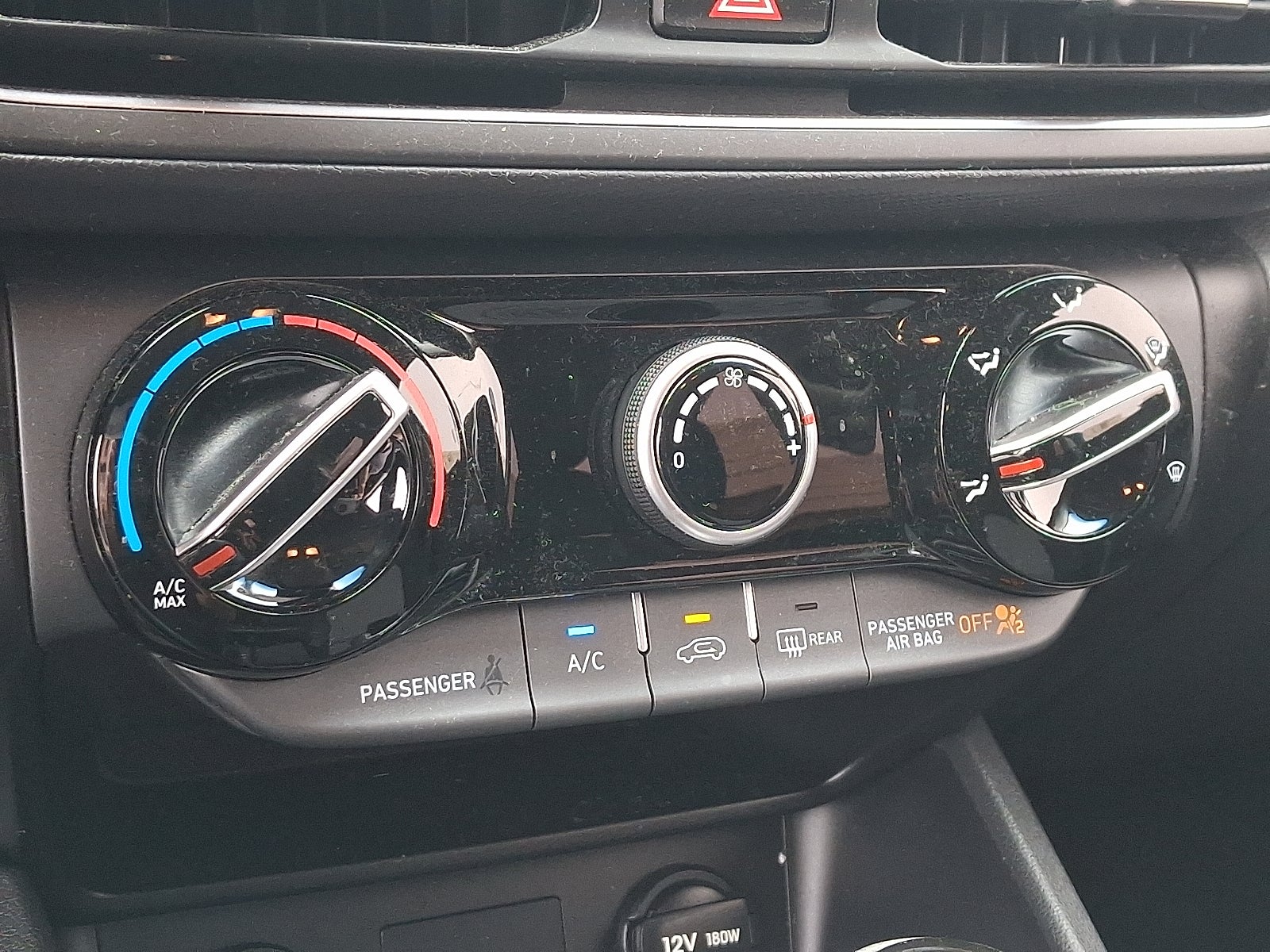 2022 Hyundai Kona SE