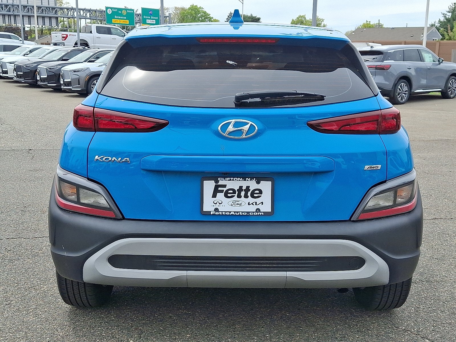 2022 Hyundai Kona SE